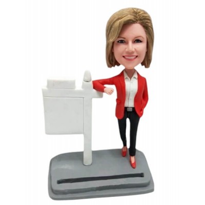 Figurine "Talented real estate agent"