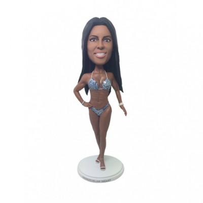 Figurine "Défilé en maillot "