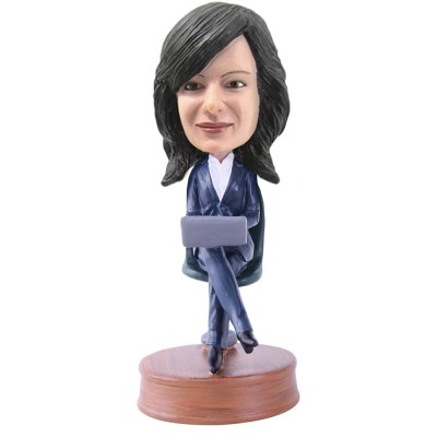 Figurine "Executive assistant"